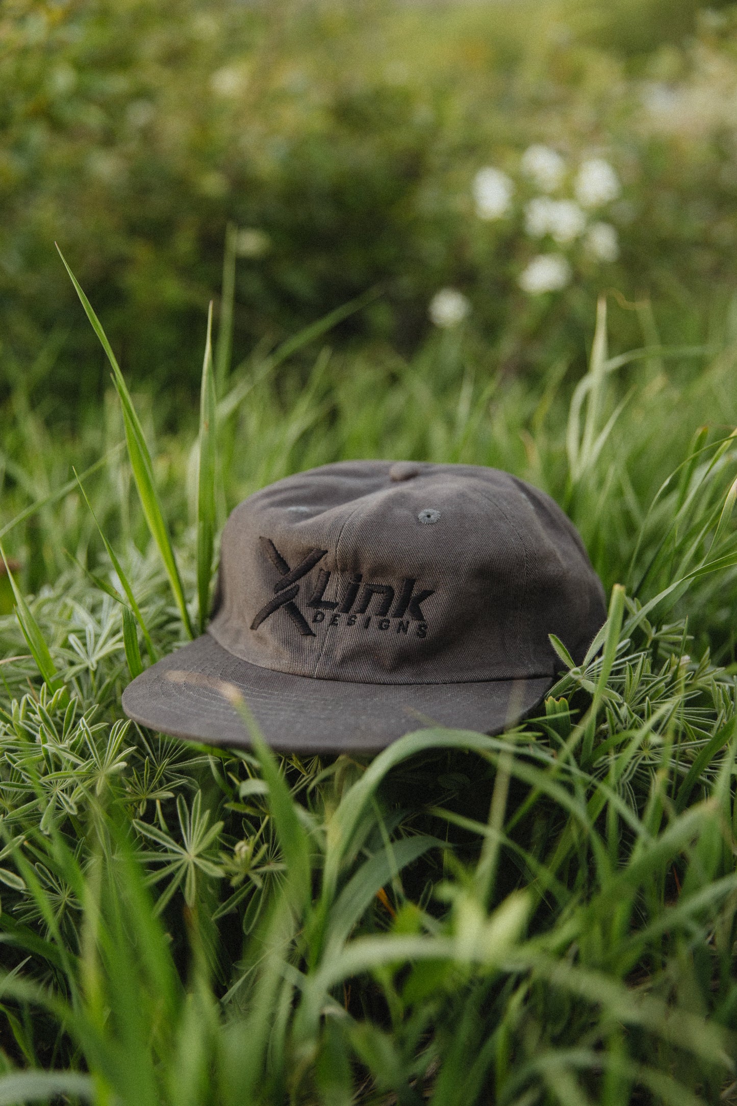 Traditional logo short 6 panel hat